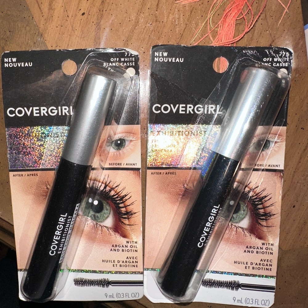 Last 2 Covergirl Exhibitionist Mascara in off white